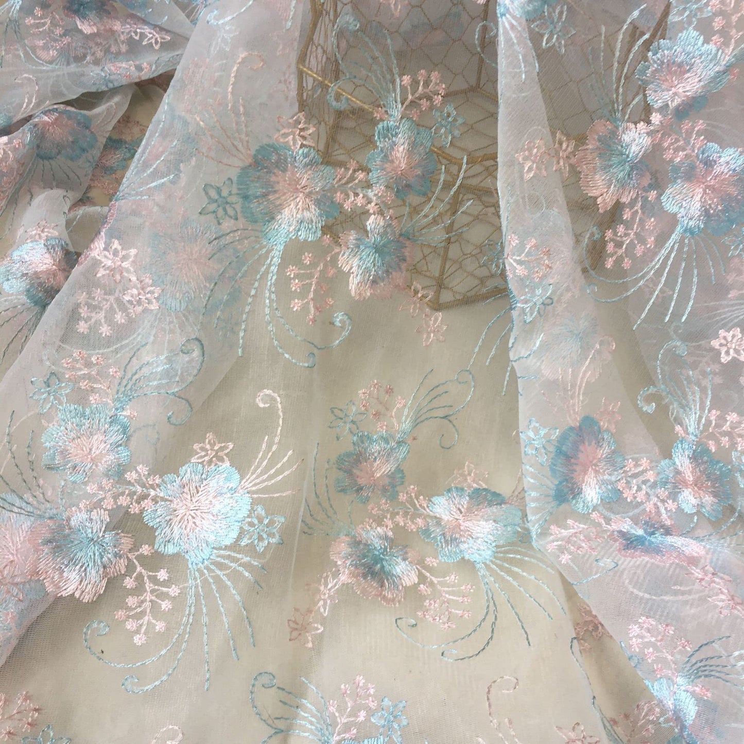 花柄刺繍 レース生地 花柄 メッシュ生地 チュール生地 スカート ドレスレース生地 DIY手作り 衣装アクセサリー ドレス ワンピース手作り 縫製用 140*90cm
