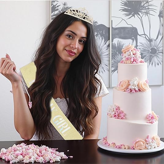 誕生日 カチューシャ王冠 たすきセット 2点セットキラキラ 姫系 ヘアフープ バースデー飾りラインストーン クラウン バースデーグッズ女の子 女性 写真 撮影 道具 アクセサリー 18歳