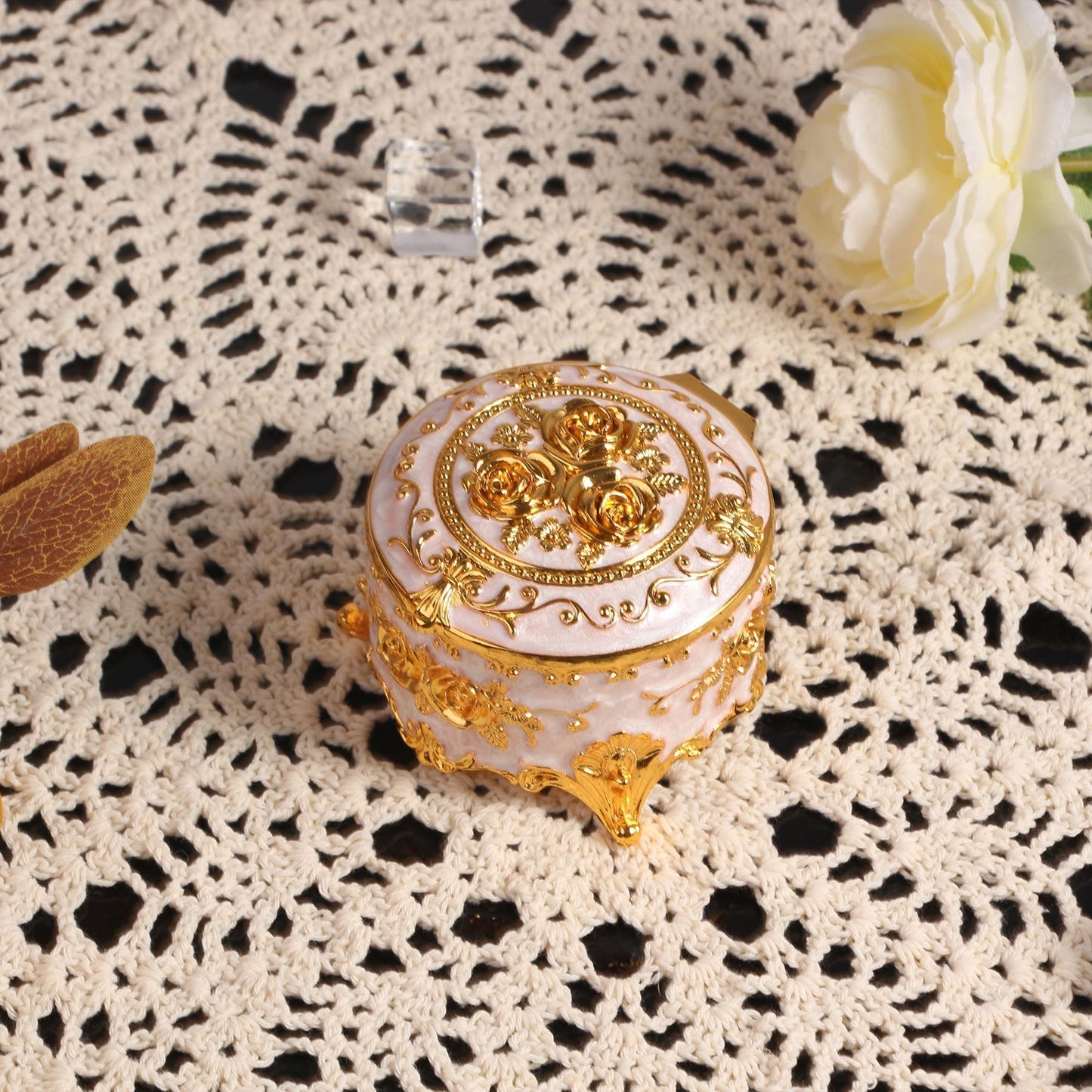 ジュエリーボックス 宝石箱 ジュエリー収納 ジュエリーケース アクセサリー収納 合金製 ジュエリー入れ 花柄 華麗 ブルー