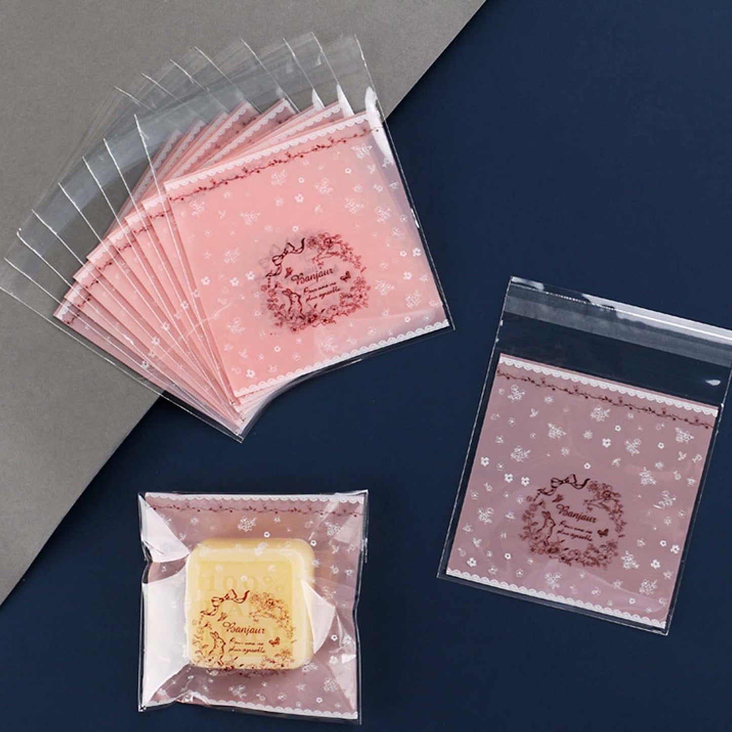 自粘着バッグ 200pcs 小分け袋 10*11+3cm 厚手半透明袋 ギフトバッグ DIY 手作り袋 ジュエリー袋 可愛いお洒落ポーチ ラッピングポーチ アクセサリー収納 小物入れプラスチックバッグ (4カラ-200pcs)