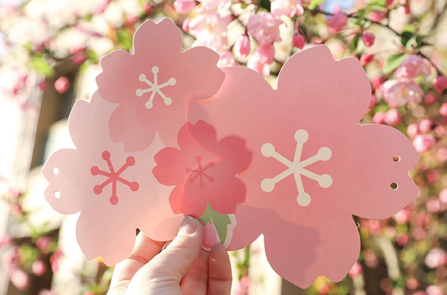 桜 ガーランド 6本セット さくら 飾り付け 壁掛け ガーランド 春の雰囲気づくり お花見 室内デコレーション 桜吹雪 吊り下げ プルフラッグ 雛祭り ペーパーフラワー 飾り 誕生日 パーティー飾り
