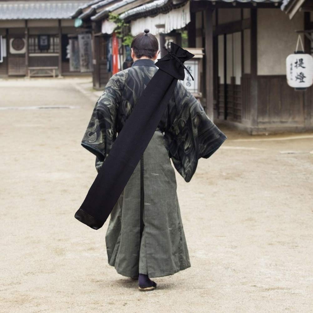 刀袋 竹刀袋 肩掛け付 剣袋 刀ストラップ 竹刀ケース ロープ調節 収納バッグ 日本刀 剣道 竹刀 模造刀 模擬刀 木刀 保管 収納 コスプレ 130×13cm ブラック